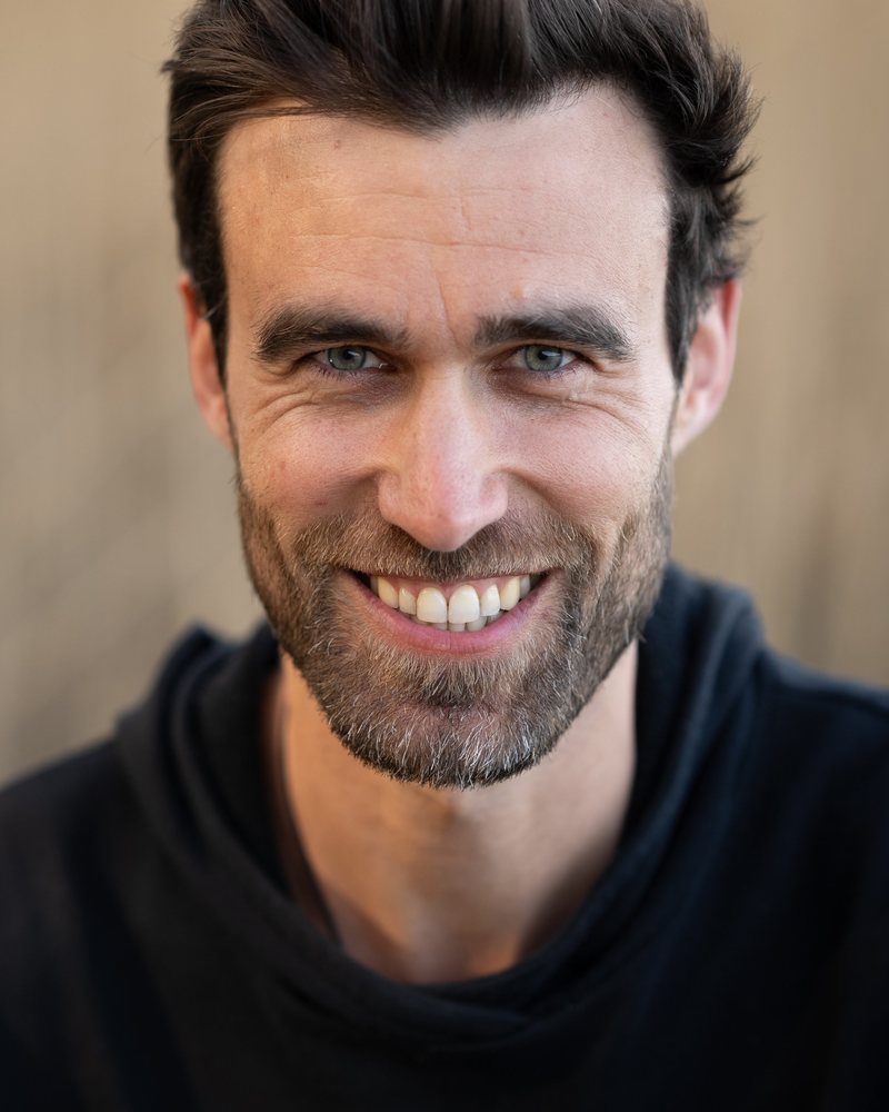 Nik Schreiner, Porträt